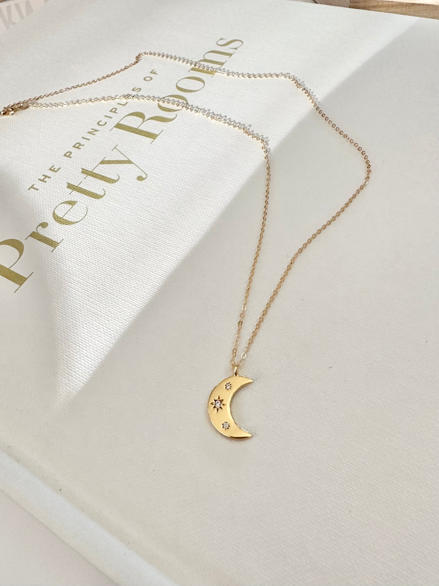 Alma Moon Necklace